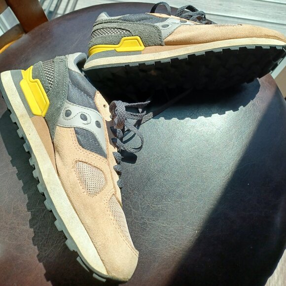 Saucony Shadow Sneakers 8 - Picture 1 of 6